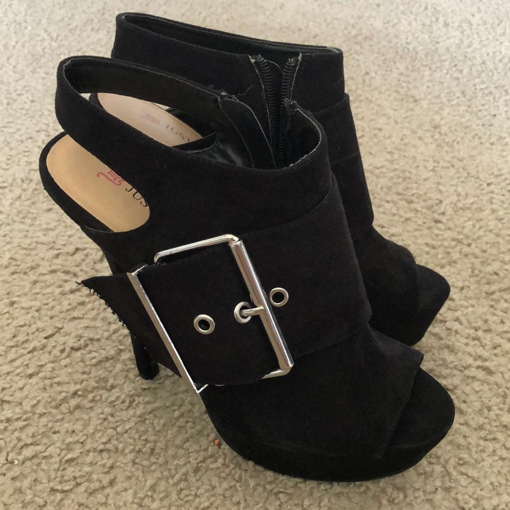 Black platform heel